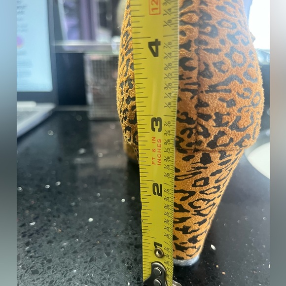 Leopard cheetah brown black suede leather zipper ankle heel booties vintage - Picture 6 of 7